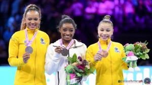 podium app ph simone ferraro sfa07707